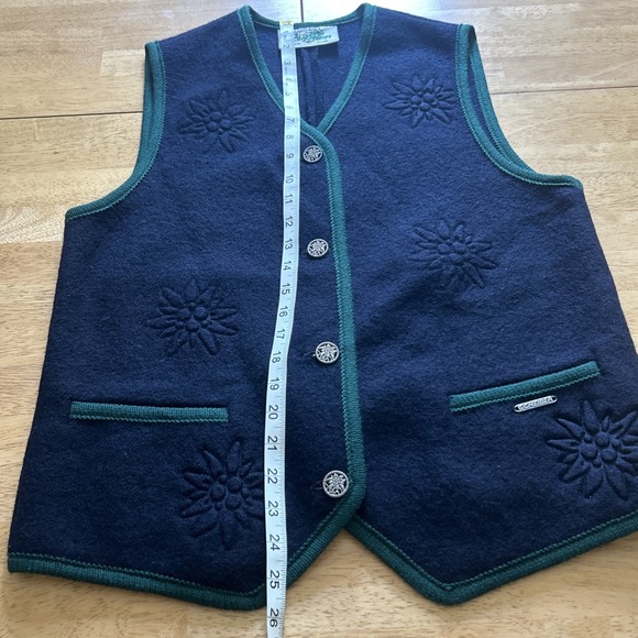 Sigi Scheiber Navy Blue Wool Snowflake Sweats Vest Women's Sz 38/10 Austria‎ - Picture 10 of 15